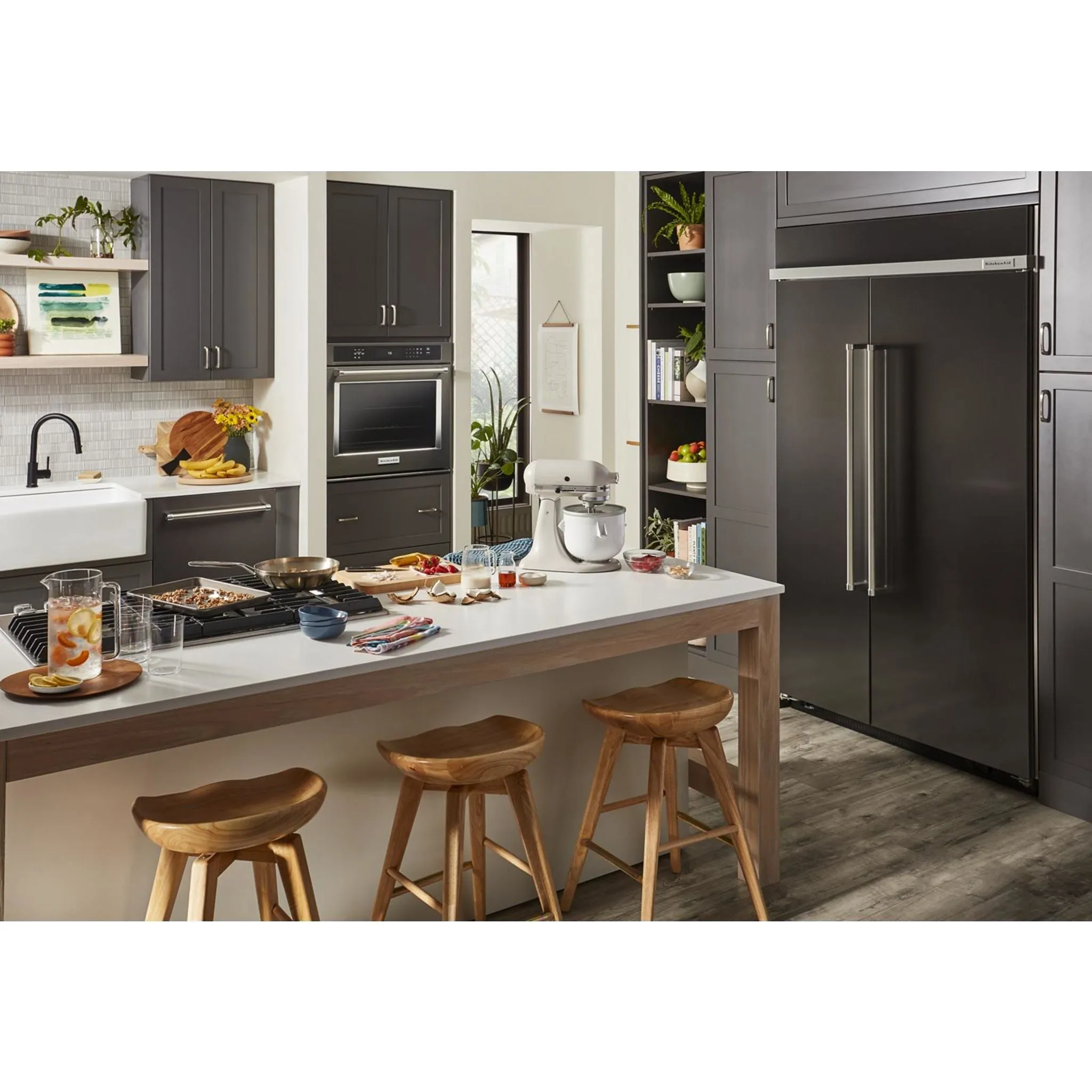 KitchenAid  25.5 cu.. ft. 42" Built-In Side-by-Side Refrigerator with PrintShield Finish (KBSN702MBS)