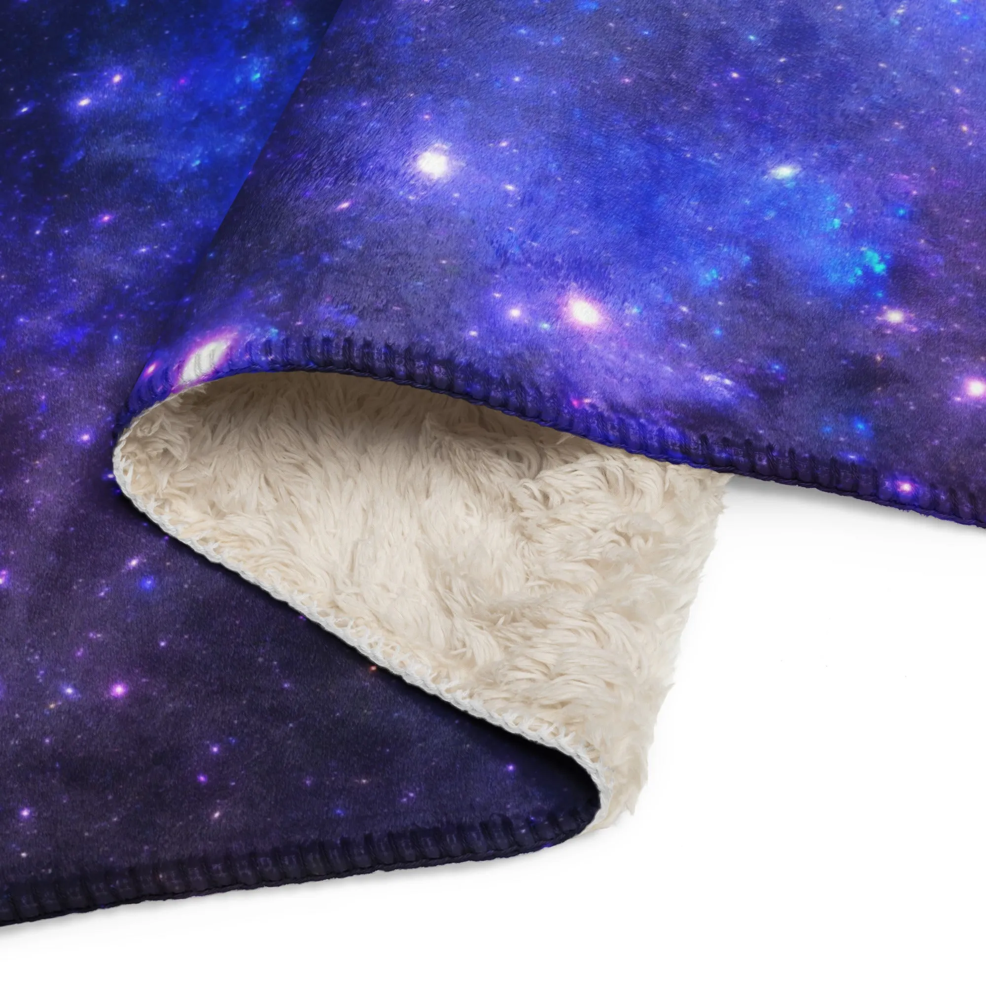 Space Sherpa blanket lioness-love